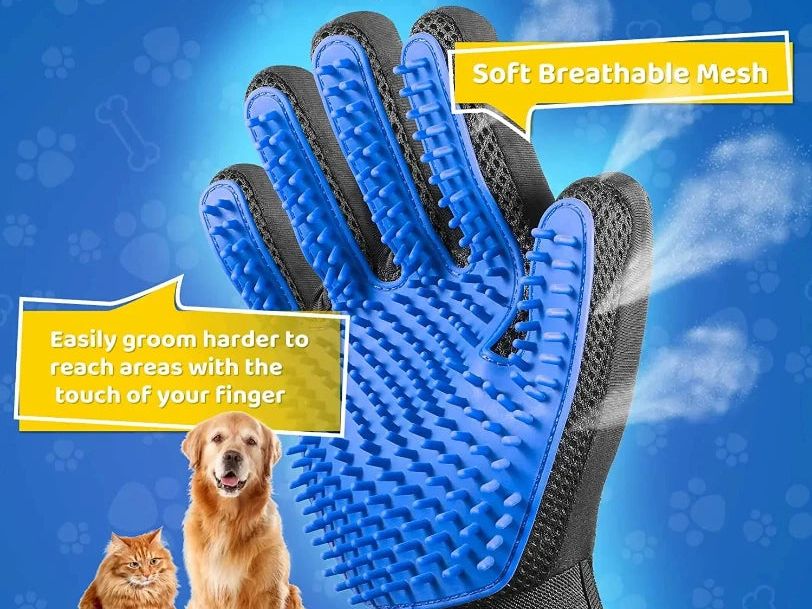 Say Goodbye to Feline Fur: The Purr-fect Pet Grooming Glove for Effortless Cat Hair Removal!
