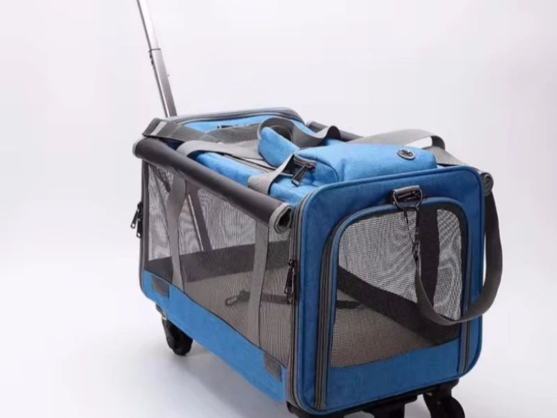 Rolling Pet Carrier Foldable Travel Bag for Small Medium Dogs and Cats Detachable Mesh Window EU Free Pet Rolling Carrier